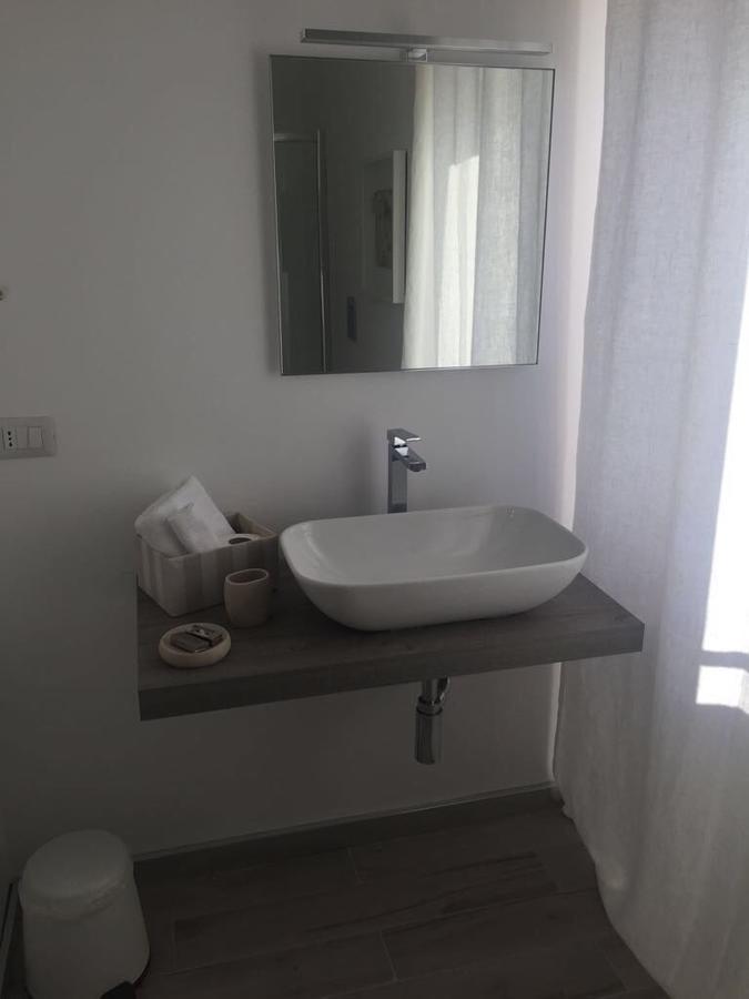 מנפרדוניה B&B Piazza Marconi מראה חיצוני תמונה