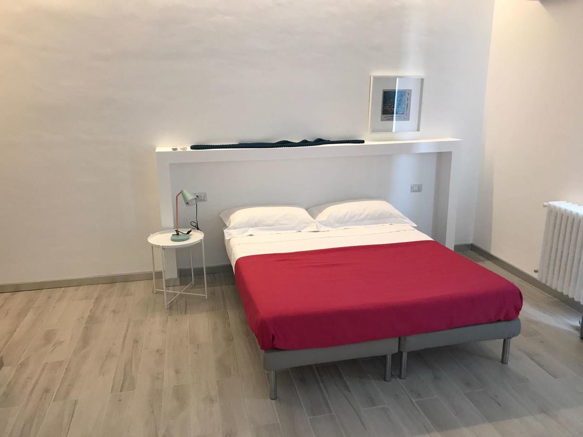 מנפרדוניה B&B Piazza Marconi מראה חיצוני תמונה