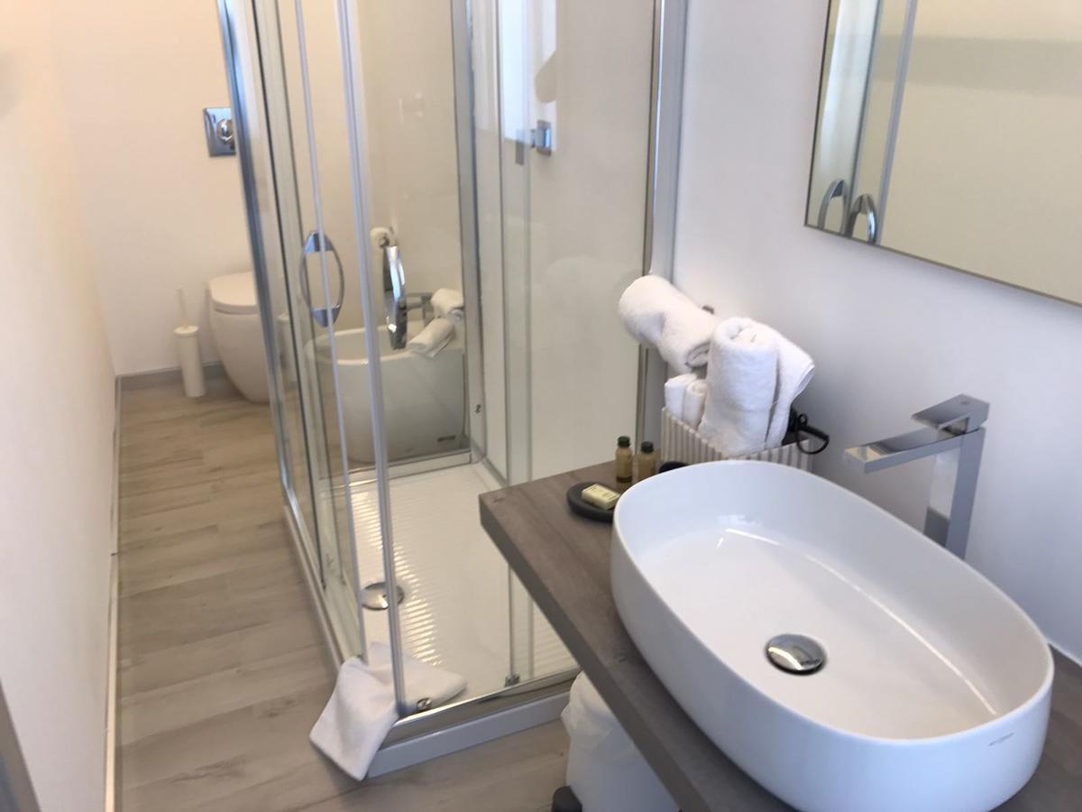 מנפרדוניה B&B Piazza Marconi מראה חיצוני תמונה